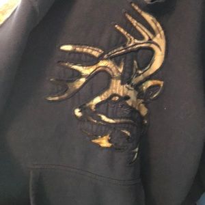 Legendary Whitetails Men’s Medium Outfitter Hoodie